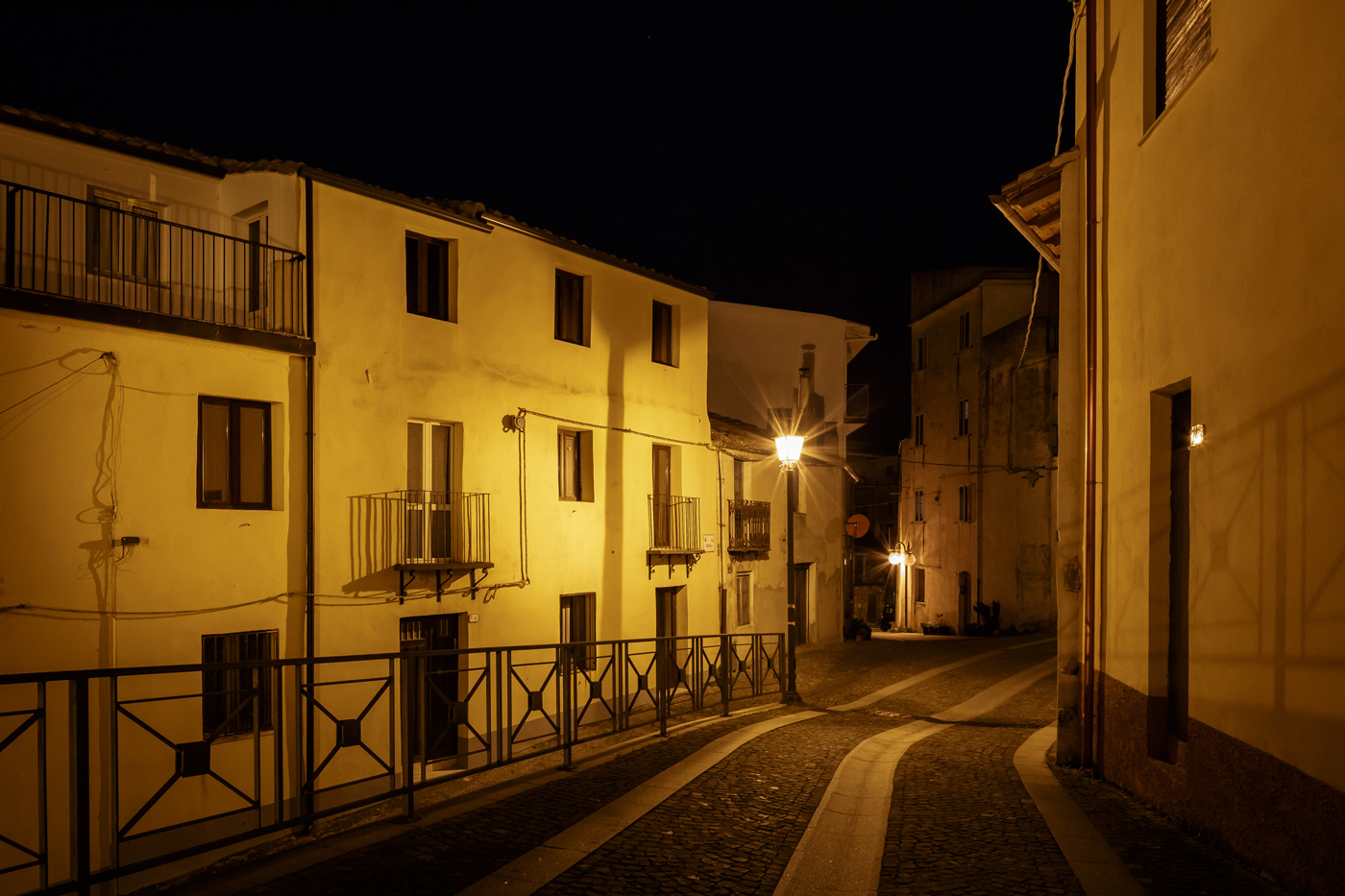 B&B Gennarcu. Scorci di Ussassai di notte, Sardegna B&B Gennarcu. Scorci di Ussassai di notte, Sardegna
